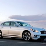 大號(hào)的G37 試駕2011款英菲尼