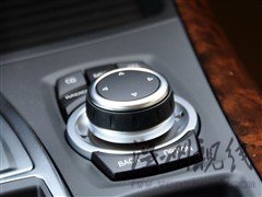 汽車(chē)之家 寶馬(進(jìn)口) 寶馬x5 2011款 xdrive35i 豪華型