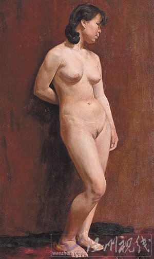 資料圖：2010年6月，北京九歌國際拍賣有限公司在春拍中，以7280萬元人民幣的價格，成功拍出了名為《人體蔣碧薇女士》的&ldquo;徐悲鴻油畫&rdquo;。 該油畫的拍賣信息被發布于多家網站，同時配發的還有&ldquo;徐悲鴻長子徐伯陽&rdquo;所出示的&ldquo;背書&rdquo;和&ldquo;徐伯陽與這幅畫的合影&rdquo;，以證明該畫為&ldquo;徐悲鴻真跡&rdquo;。