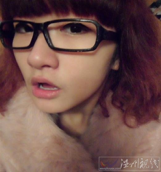 大一女陪睡5個晚上換iphone4qq聊天記錄曝光被稱為&ldquo;iPhone女&rdquo;