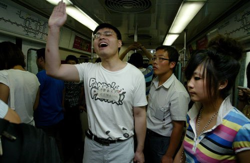 網(wǎng)絡(luò)推手楊秀宇網(wǎng)名立二拆四，網(wǎng)絡(luò)推手秦志暉網(wǎng)名秦火火被刑拘