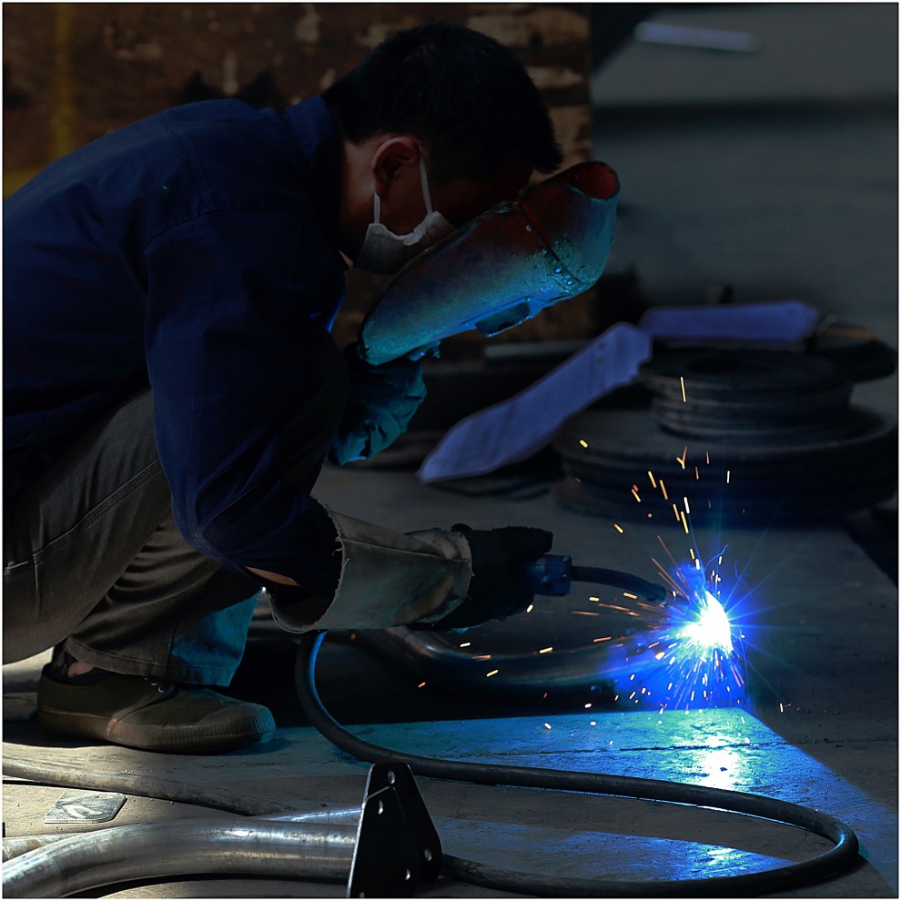 溫州青年攝影師大支《電焊》攝影佳作欣賞