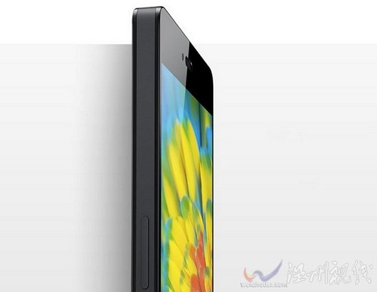 錘子手機圖片 錘子手機外觀很像iphone4