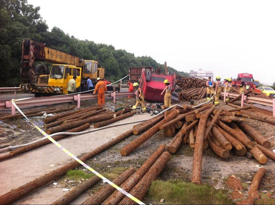 浙大副校長吳平車禍遇難