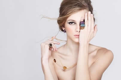 烏克蘭妖孽男模 烏克蘭模特斯特拉什科雌雄同體被稱