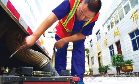 鄭州環衛工成百萬富翁的故事