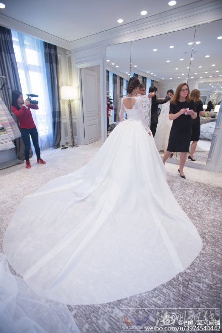 黃曉明什么時候和楊穎去度蜜月