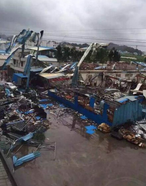 龍卷風襲擊番禺