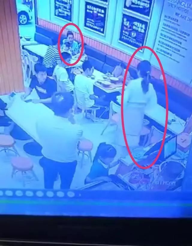 孕婦潑女?huà)肼槔睜C