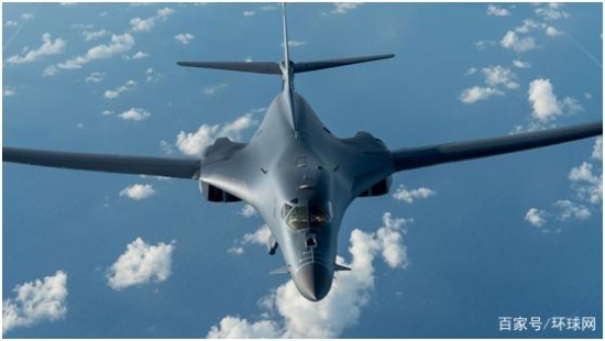 美軍兩架轟炸機被曝現(xiàn)身東海上空