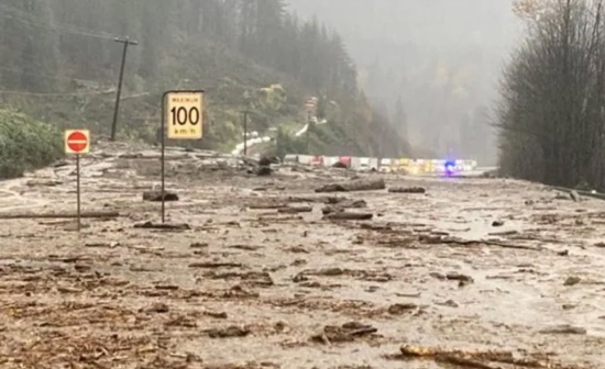 加拿大暴雨引發泥石流