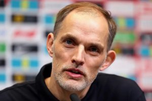 英格蘭隊主教練圖切爾表示 必須贏得唱國歌的權利