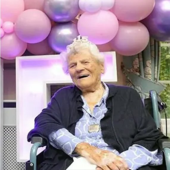 卡特勒姆慶祝了她的115歲生日，并收到了查理三世國王的賀信。